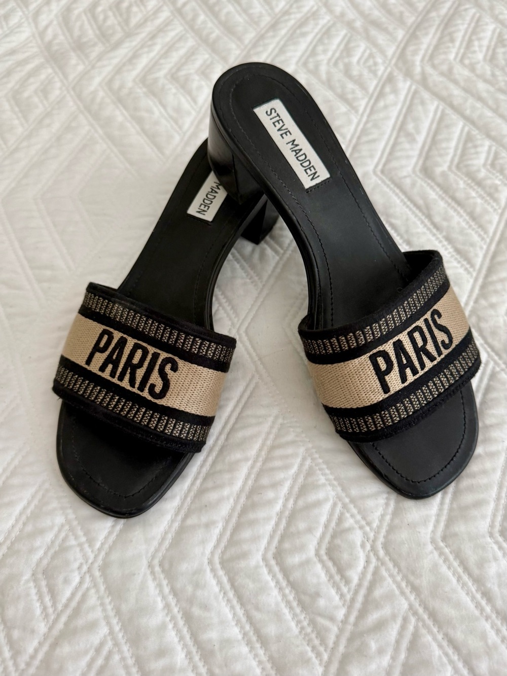 Steve Madden Black and Beige 'PARIS' Slide Mules